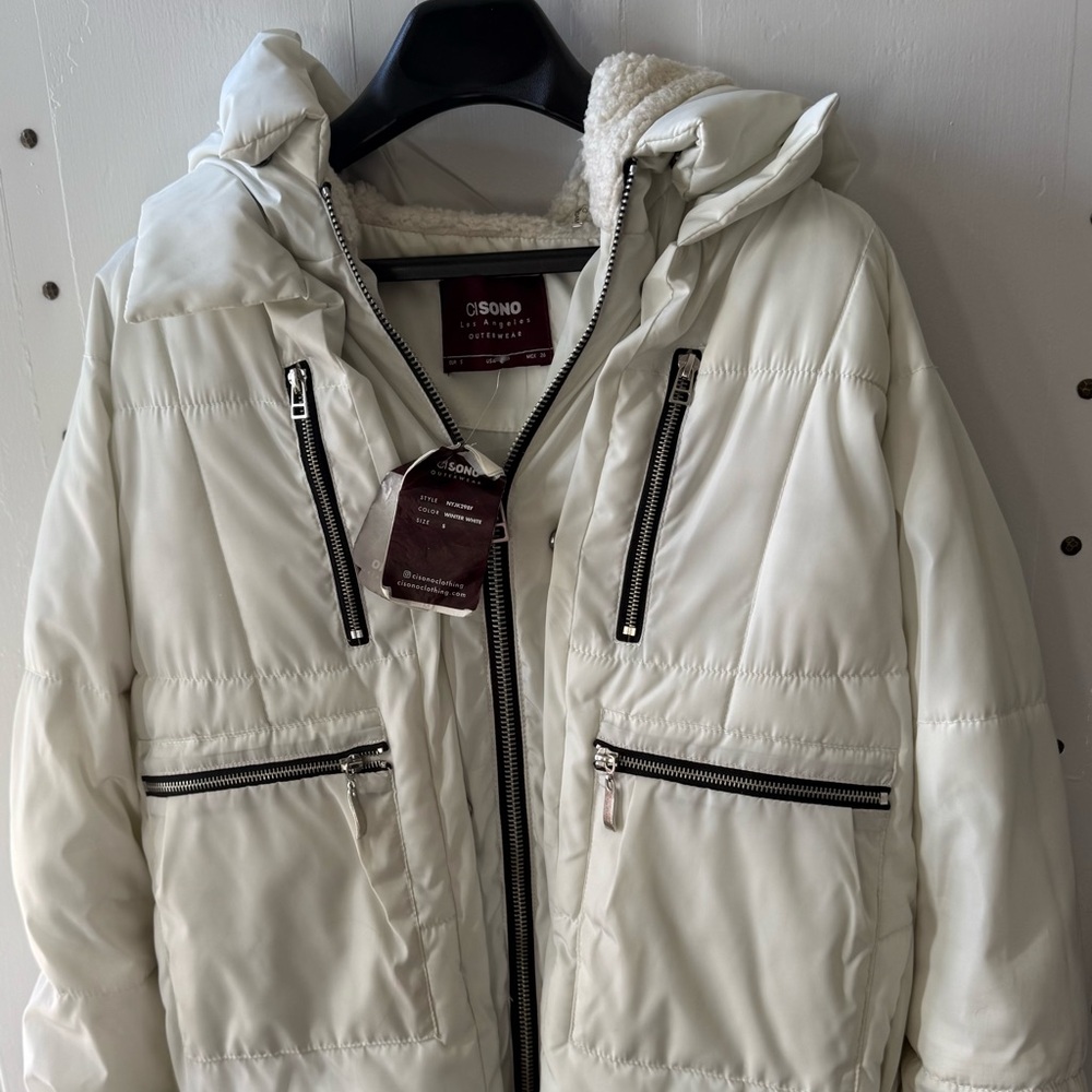 CI SONO Los Angeles White Puffer Jacket with Zipper Details